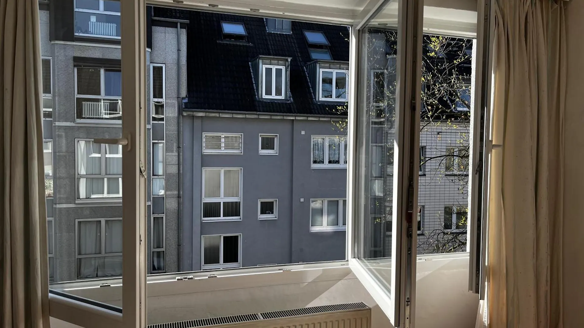 Hotel Tenova Koeln-Neumarkt Cologne