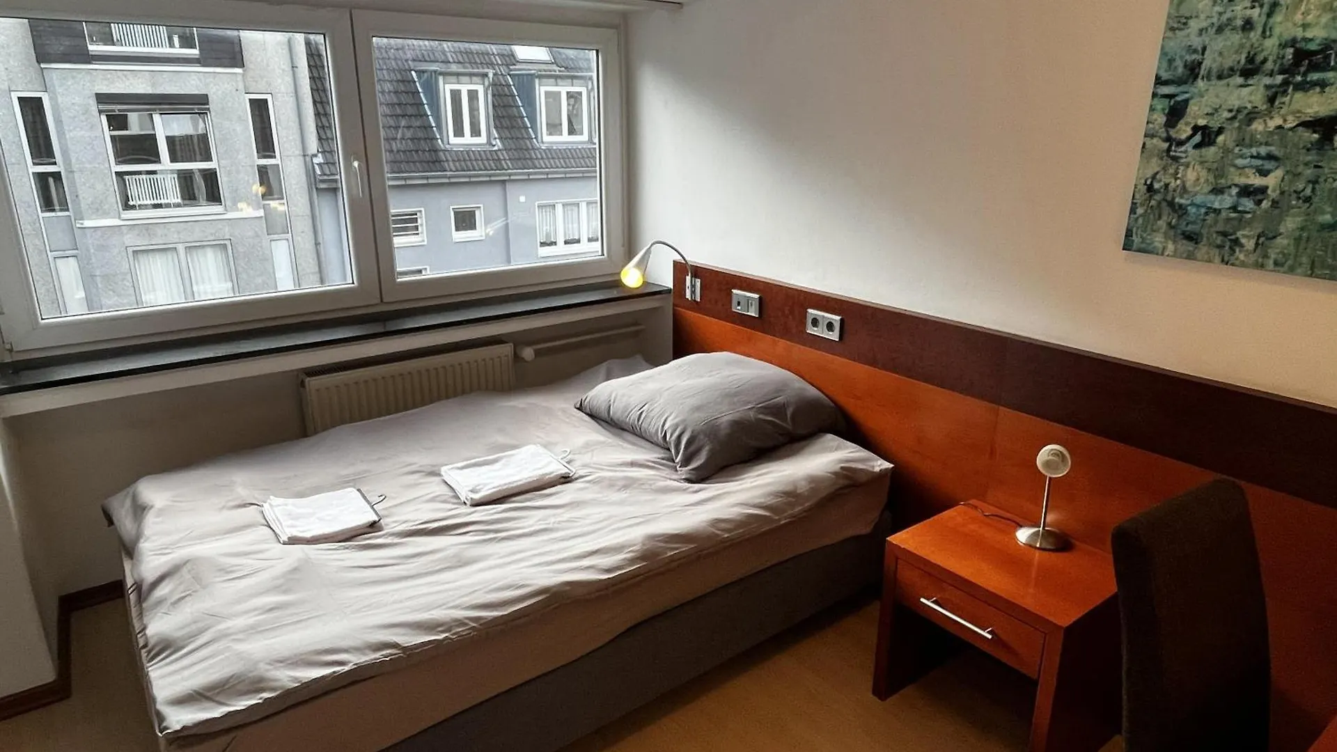 Hotel Tenova Koeln-Neumarkt 0*, ケルン